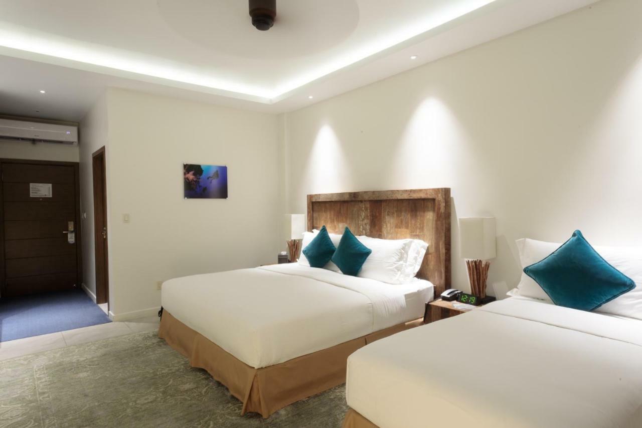 Cove Resort Palau Koror Exterior foto